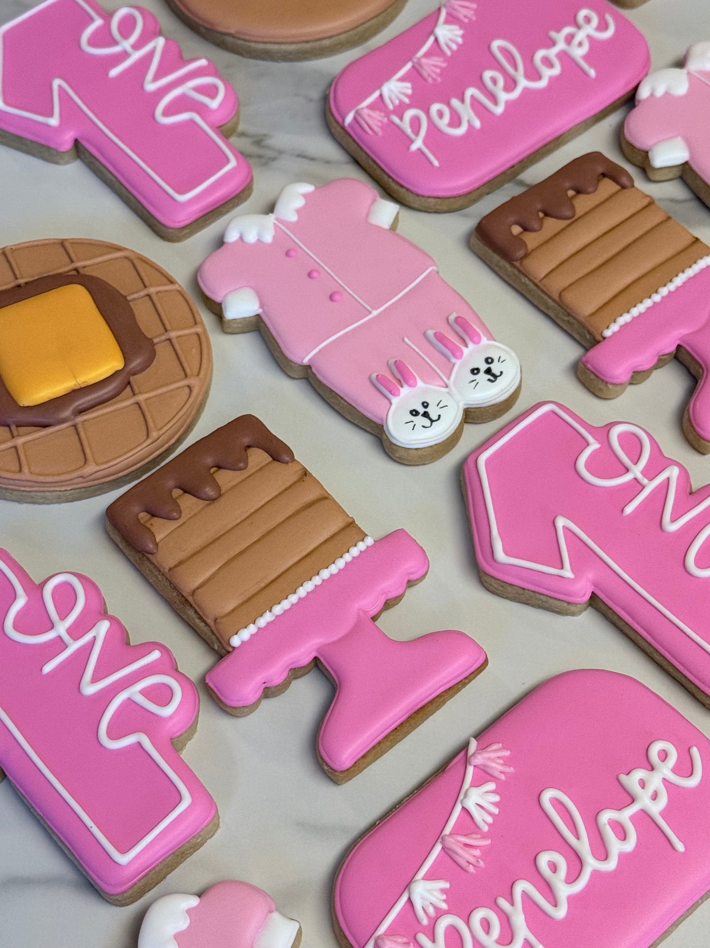 Cortador de galletas con soporte para pasteles